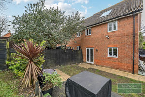 Photo 21- click for photo gallery